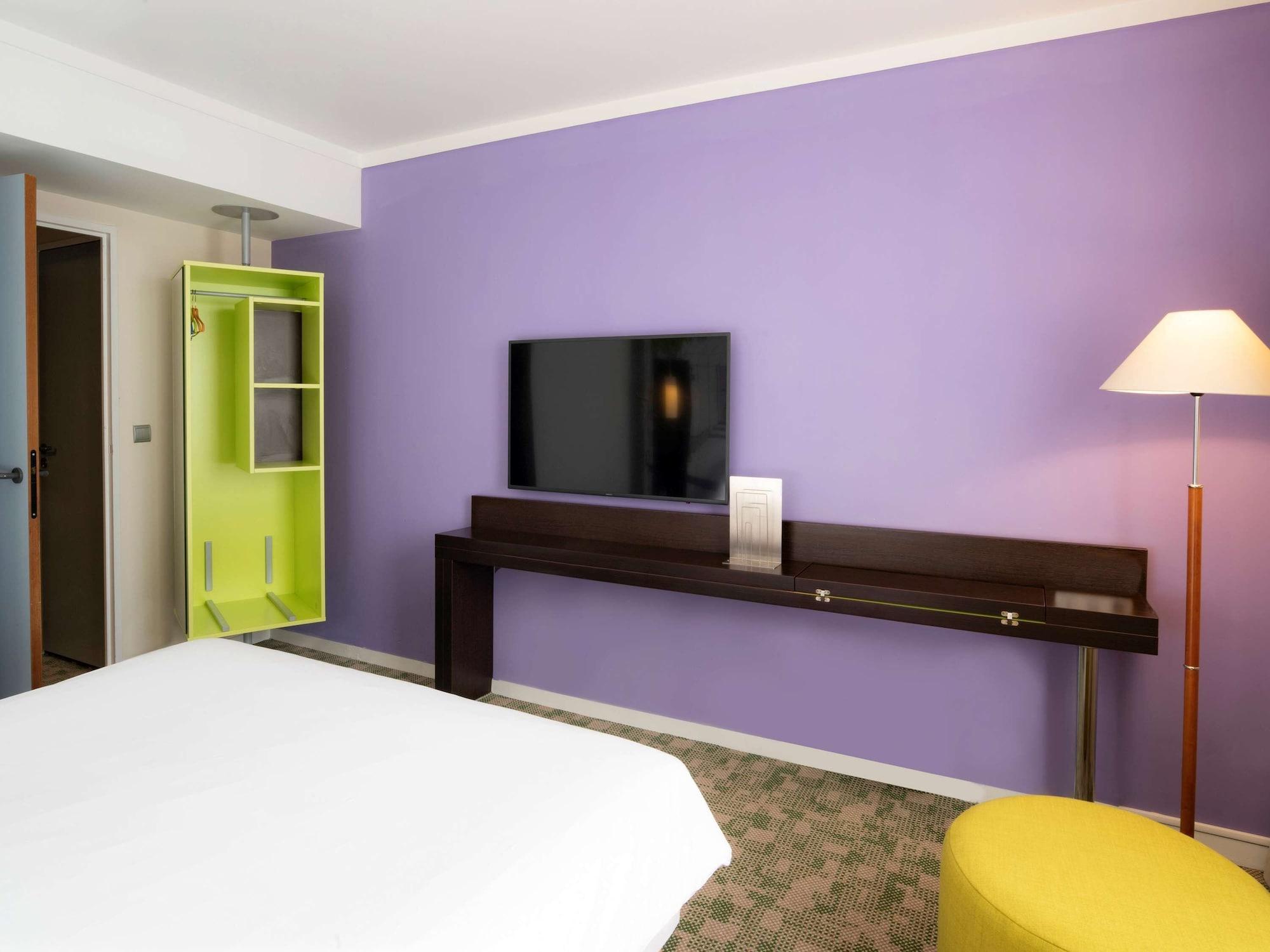 Ibis Styles Evry Courcouronnes Hotel And Events Екстериор снимка