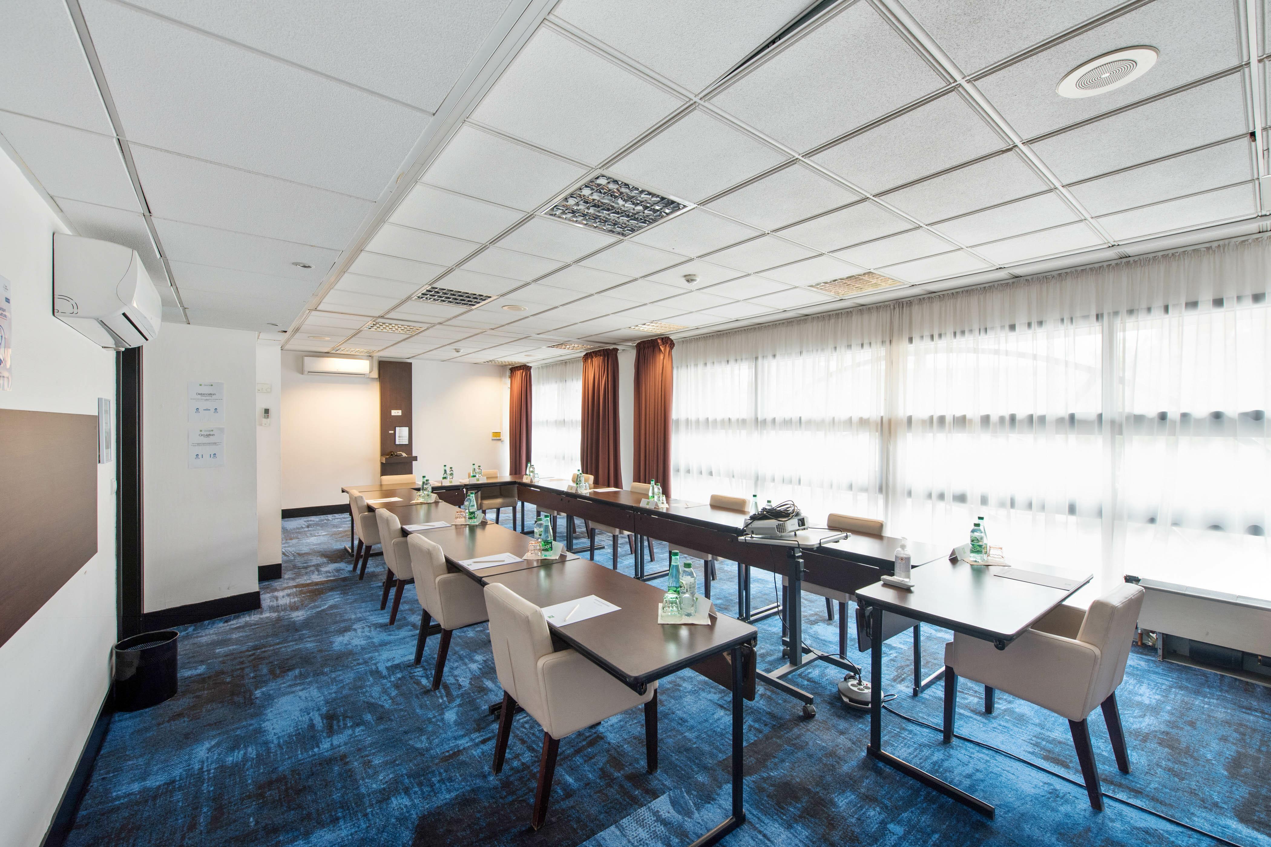 Ibis Styles Evry Courcouronnes Hotel And Events Екстериор снимка